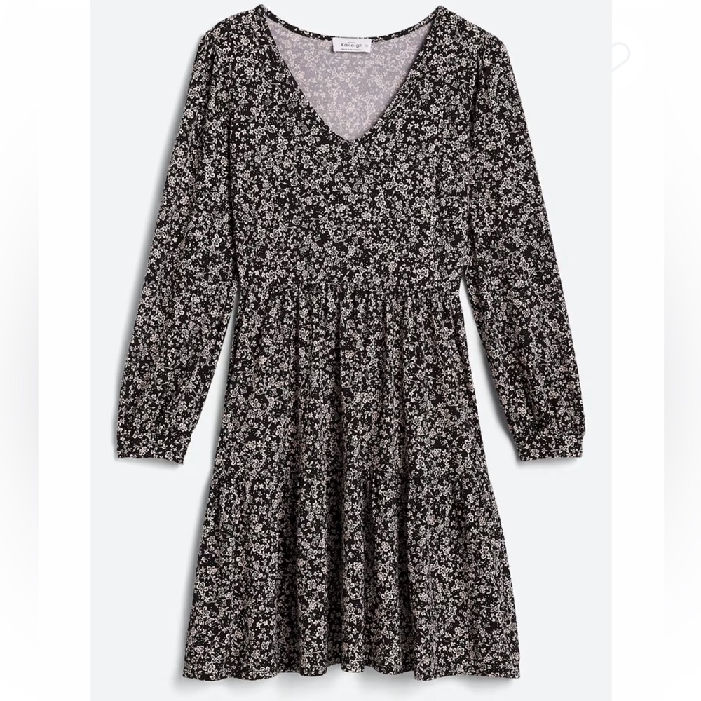 Floral Black Dress KAILEIGH
Magdalena Knit Tiered Dress